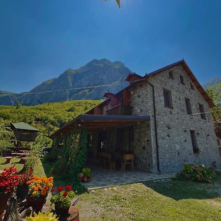 Guest House Aprripe Guri Fierza Екстер'єр фото