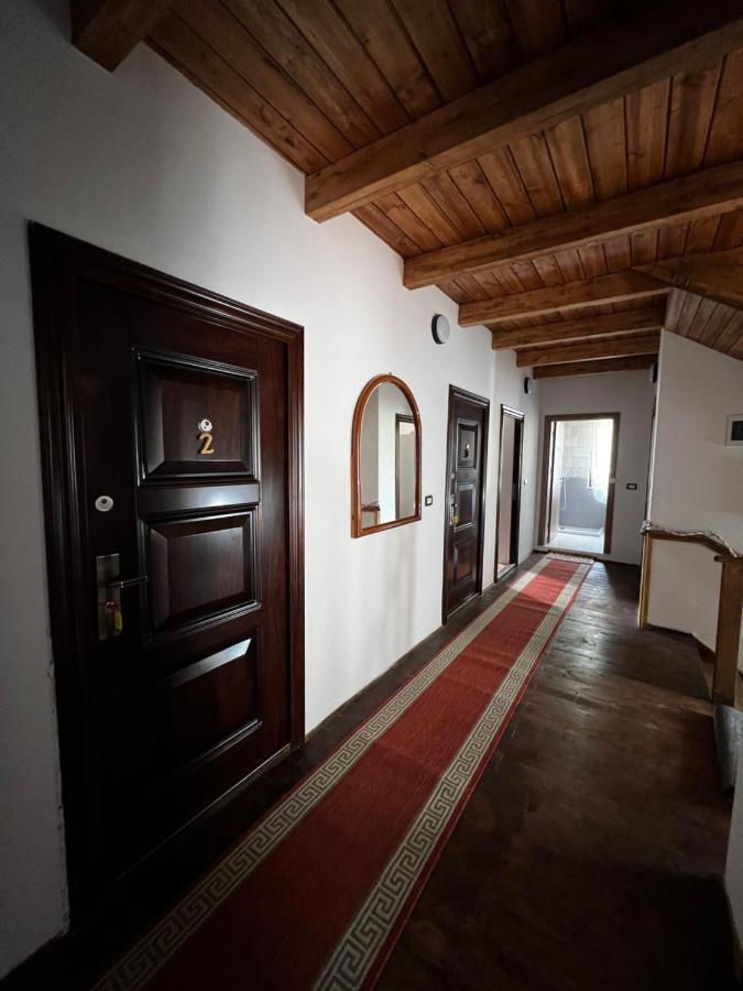 Guest House Aprripe Guri Fierza Екстер'єр фото