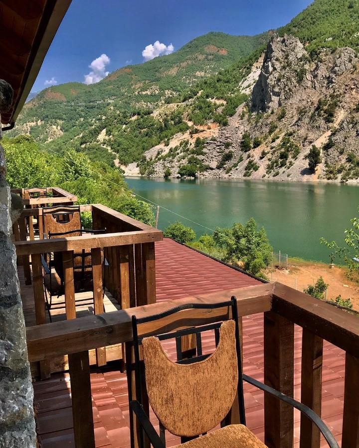 Guest House Aprripe Guri Fierza Екстер'єр фото