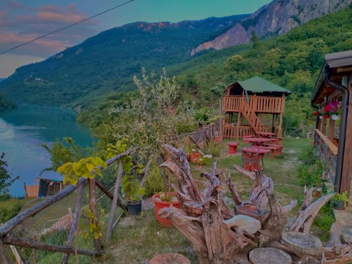 Guest House Aprripe Guri Fierza Екстер'єр фото