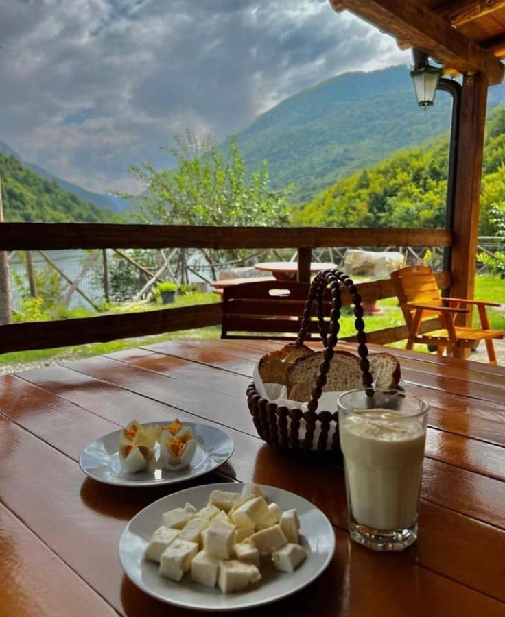 Guest House Aprripe Guri Fierza Екстер'єр фото